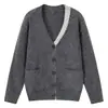 Ropa Masculina ACU Cárdigan casual de dos tonos para hombre, nuevo producto otoño e invierno 2026, diseño de bolsillo, chaqueta de punto de corte holgado para hombre