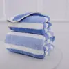 Toalha listrada, absorvente de água, toalha de banho doméstica, toalha de veludo coral tricolor, conjunto de toalhas de banho, fornecimento do fabricante.