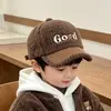 Gorra de Invierno para Niños Estilo Otoño e Invierno Cálida Engrosada Lana de Cordero Gorra de Béisbol Casual Diseño de Letras Cortavientos Gorra de Pico para Niños y Niñas