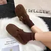 Zapatos de suela gruesa de punta cerrada 2026 sin cordones para exteriores con forro de felpa peluda invierno nuevos pantuflas de algodón pantuflas de media caña casual para mujer