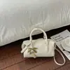 Bolso de Mano Japonés Coreano de Lujo Ligero de Nicho para Mujer Otoño Temprano 2026 Bolso Almohada de Temperamento para Viajar al Trabajo Bolso Cruzado Casual de Gama Alta