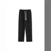 Pantalones casuales holgados de moda estilo chino nuevos para otoño e invierno, cómodos, sencillos, transpirables, de pierna recta que estilizan y ocultan imperfecciones corporales para hombre