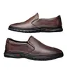 Mocasines de Cuero con Suela Blanda para Hombre, Nuevo Estilo Primavera y Otoño 2026, Slip-On, Zapatos de Negocios para Conducir, Zapatos Casuales de Cuero Transfronterizos