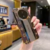 Capa de Celular de Luxo Tendência com Borda Dourada Design Porsche 80Rs Adequada para Huawei Mate70Pro+