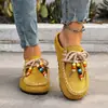 Pantuflas Gruesas para Mujer de Exterior Suede Nuevo Estilo Otoño 2025 Talla Grande Transfronterizas con Cuentas Punta Fina Perezosas Medias Pantuflas En Stock