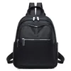 Bolsos Transfronterizos para Mujer 2025 Nuevo Estilo Coreano Mochila Pequeña de Viaje Literaria de Moda de Cuero Suave para Mujer Venta al por Mayor