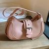 Estilo francês pequeno crowdsourcing 2023 Nova bolsa feminina Bolsa transversal popular para todos os jogos Bolsa de ombro elegante nas axilas