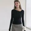 Blusa de tricô estilo coreano com ombro a ombro plissado estilo francês, elegante e estilosa para outono e inverno, ombro único 9688