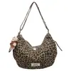 Bolsa Tote Grande com Estampa de Leopardo em Blocos de Cor Retro Feminina Nova Outono 2026 Bolsa de Ombro Único Transversal Bolsa de Axila