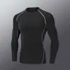 Camiseta de hombre de secado rápido al por mayor, camiseta de manga larga ajustada absorbente de sudor para entrenamiento de baloncesto, top para correr, ropa deportiva para fitness y ciclismo