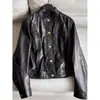 2026 Piel de Oveja Estilo Vintage Reductor de Edad Cuello Redondo Chaqueta Corta Abrigo de Cuero para Mujer Venta al por Mayor B5AW66518