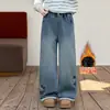 Pantalones Vaqueros Gruesos Forrados de Polar para Niñas Invierno Nuevo Estilo Cálidos de Pierna Ancha Pantalones Largos Rectos de Polar Todo en Uno para Niñas Niños Grandes