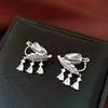 Brincos de Clipe com Franja de Folha de Zircônia Banhados a Ouro Real para Mulheres Sem Orelhas Furadas, Brincos Estilo Luxo Leve, Brincos da Moda Elegantes de Alta Qualidade