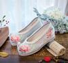 Zapatos de arco, zapatos Hanfu con tela bordada con cuentas antiguas, zapatos Hanfu para mujer con aumento de altura interior