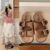 Sandalias sin peso estilo 2026 para mujer, versátiles, combinan con faldas, suela suave, cómodas para los pies, chanclas elegantes para dama
