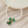 Pulseira de pérolas de água doce naturais para mulheres, com berloques e pingentes multicoloridos, design elegante, adequada para estudantes, e um ótimo presente para sua namorada