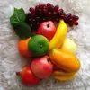 Enfeites de frutas realistas com peso, modelos de maçã biônicos, modelos de vegetais realistas, decorações de frutas falsas, enfeites de uva, adereços