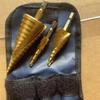 Fabricante Broca Pagoda Reta Métrica 3 Peças Broca Escalonada Cabo Hexagonal Ranhura Reta Conjunto em Bolsa de Pano Atacado