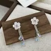 Pendientes Largos Florales de Borla de Flor de Cerezo de Diseño Nicho Populares al por Mayor para Mujer, Pendientes de Pétalos, Doble Uso de una Pieza