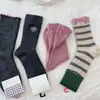 Calcetines de Media Caña Estilo Japonés Otoño e Invierno Estilo Coreano Ins Marrón Retro Floral Tela Versátil Etiqueta de Tela Rayas Femeninos Calcetines de Media Caña