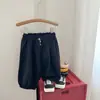 Bermuda Infantil 2025 Verão Novo Bloomers para Meninos Calça Capri para Bebês Meninas Casual Versátil Calça de Gancho Largo