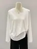 Camiseta Básica Blanca de Encaje con Cuello en V para Mujer en Primavera y Otoño, Camiseta Interior Casual Relajada con Mangas Largas Elegantes y de Moda