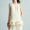 Set Floral Romántico Moga: Camisola de Vacaciones Exquisitamente Fruncida con Bordado de Espina de Pescado y Falda Recta con Volantes