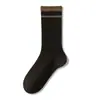 Calcetines de algodón puro a rayas para mujer, adecuados para otoño e invierno, calcetines deportivos altos, antibacterianos, sin costuras, de longitud media hasta la pantorrilla, ideales para estudiantes y actividades deportivas