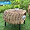 Sofá de Rattan Criativo para Exterior Single Lazer Varanda Conjunto de Três Peças Pousada Pátio Simples Proteção Solar Impermeável Cadeira de Rattan Mesa de Centro