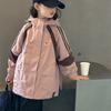 Jaqueta corta-vento para meninas, estilo primavera e outono, novo casaco infantil moderno de 2026 com forro de fleece, blusão com capuz para crianças maiores
