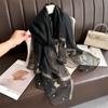 Bufanda fina de seda artificial nueva para otoño e invierno, bordado de mariposa para mujer, con cuentas, bufanda de moda, chal cálido, cálido, al por mayor