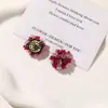 Brilhantes e chamativos, cristal de cor clara e contrastante com contas, pequenas flores, brincos DIY simples e frescos, acessórios de flor para sapatos
