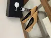 Zapatos de Moda Bajos con Hebilla, Punta Aguda Francesa y Tacón de Cuña de Gamuza, Estilo Nuevo Otoño 2026