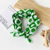 Pedidos Japoneses y Coreanos 58 Bufandas de Seda Bufandas Cuadradas Pequeñas Pañuelos para la Cabeza de Mujer Versátiles Estampado Paisley Bufandas de Algodón y Lino Venta al por Mayor Verano Estilo Delgado