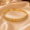 Pulsera de Circonita Simple de Moda Europea Venta Caliente Diseño de Alta Gama Lujo Ligero Temperamento Pulsera Clásica Versátil