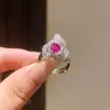 Anillo abierto de flor de circón bañado en oro real de 14 quilates para mujer, sensación de lujo ligero de alta gama, joyería de moda vintage exquisita