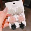 Pendientes trenzados de flores hechos a mano con pequeñas cuentas de arroz de colores exquisitos, estilo coreano, personalidad elegante, núcleo de flor, joyería decorativa para las orejas