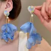 Pendientes de Gasa Flor de Aguja Plateada con Borlas Pequeños Frescos Dulces Pendientes Moda para Mujer Estilo Vacaciones Diseño con Sentido Nicho