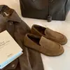Mocassins Femininos Planos Retrô de Couro 2026 Novo Estilo Old Money Mocassins Slip-ons Sapatos Peludos