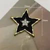 Aleación vintage gota aceite amor joyería accesorios cara sonriente blanco y negro estrellas pequeño viento fragante accesorios para el cabello flor de zapato carcasa de teléfono móvil material