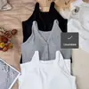 Um Essencial para Protagonistas Femininas de Estilo Coreano! Vem com Bojos Embutidos, Decote V, Alças Abotoadas, Efeito Suave e Emagrecedor, Camisole Extremamente Versátil 3133