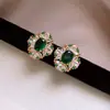 Aretes Verdes con un Estilo Versátil y Elegante, Lujo Ligero y Sensación de Alta Gama, Joyería Geométrica de Flor de Zirconia Fábrica Mayorista