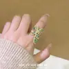 Anel Borboleta Irregular Vazado Colorido com Strass Vintage, Design Versátil de Luxo Leve, Anel Elegante em Camadas para Dedo Indicador para Mulheres