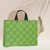 Sacola de Presente Personalizada Laminada Não Tecida para Loja de Roupas Sacola de Compras Sacola com Logo Impermeável Ecológica Bolsa de Mão