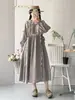 Vestido de Manga Longa Patchwork com Renda Bordada e Gola com Babados Estilo Floresta, Solto, Rejuvenescedor, Doce, Algodão Puro, Saia de Boneca de Comprimento Médio