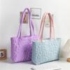 Bolsa Tote Feminina Nova de Grande Capacidade para Outono e Inverno, Bolsa de Ombro, Bolsa Feminina Acolchoada Floral Colorida