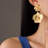 Aretes de acero de titanio con borla de perlas de pétalos lisos versátiles simples transfronterizos, aretes de diseño nuevo de moda
