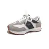 Nuevas Zapatillas Blancas para Niñas 2026 Mariposa Papá Shoes, Malla Transpirable Suela Suave Antideslizantes para Niños Mayores