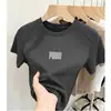 Camiseta Feminina de Verão 2026 Novo Estilo, Gola Redonda, Manga Curta, com Design de Espinha de Peixe, Nicho, Slim Fit, Versátil, Top 100% Algodão