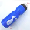 Botella de agua deportiva adecuada para ciclismo de montaña, con tapa a prueba de polvo, hecha de plástico PC, botella de agua de dos tonos, equipo y accesorios, blanco